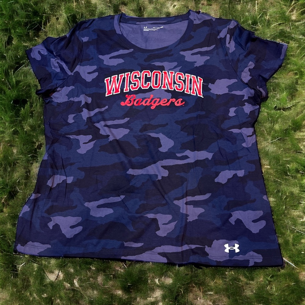 Wisconsin Badgers T Shirt XXL Under Armour